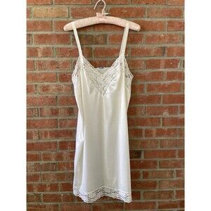 Vintage 60s Merville White Nylon Tricot Lace full Slip Dress Coquette Size 40